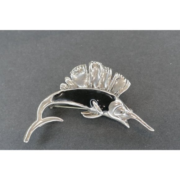 Vintage Sailfish Pendant Brooch Sterling Silver & Black Enamel - Picture 3 of 8